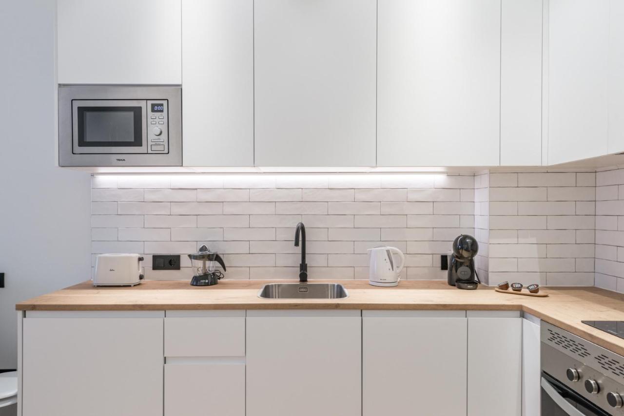 Jes Apartment A Nuevos Ministerios Мадрид Екстер'єр фото
