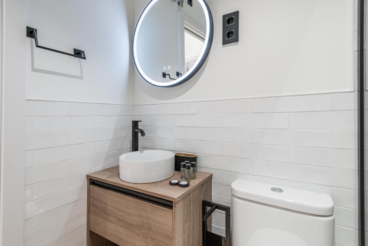Jes Apartment A Nuevos Ministerios Мадрид Екстер'єр фото